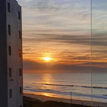Apto Resort Cambuhy Frente Mar Piscina Academia 马蒂尼奥斯 外观 照片